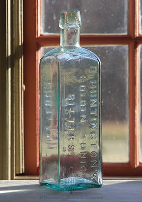 "Dr Huntington's / Golden Tonic / Bitters." - "Portland / Maine" Bitters Bottle, R/H #H-213