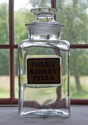 Label Under Glass "Foley / Kidney / Pills" Countertop Advertising Jar