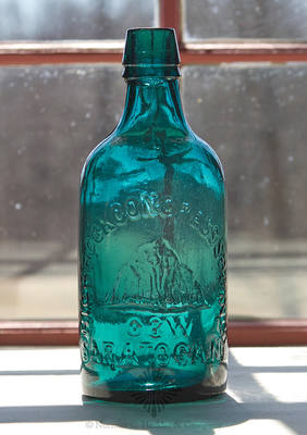 "Highrock Congress Spring / (Rock) / C & W / Saratoga. N.Y." Mineral Water Bottle, T #S-37B