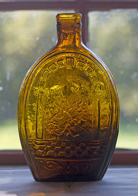 Masonic Arch And Emblems - Eagle And "J. Shepard & Co. / Zanesville / Ohio." Historical Flask, GIV-32