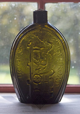 "Success To The Railroad" And Horse And Cart - Eagle Historical Flask, GV-8