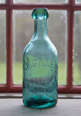 "T.W. Gillett. / New-Haven." - "(Star)" Soda Water Bottle, WB pg. 7