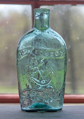 Eagle - Anchor And "New London / Glass Works" Historical Flask, GII-67