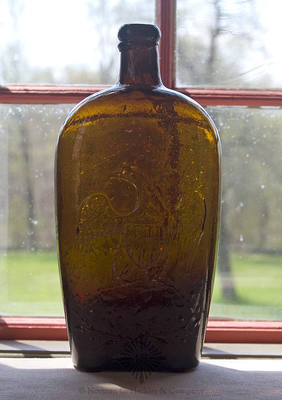 Eagle - "Willington / Glass, Co" Historical Flask, GII-61