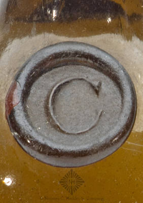 "C" Applied Seal Wine Bottle