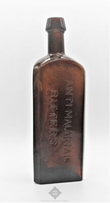 D.T. Everts & Co Petersburg, Va / Anti-Malarial Bitters Bottle